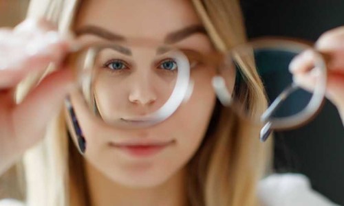 Miopia em jovens impulsiona cirurgia refrativa